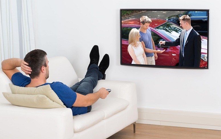 HD Movie Man Watching TV